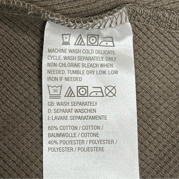 Waffle knit xl split v-neck swing top - Picture 9 of 12